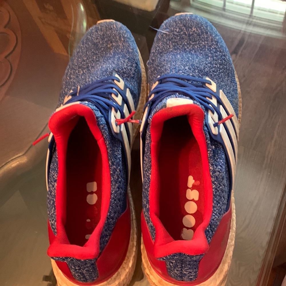 Men’s Adidas Boost Continental shoes size 14